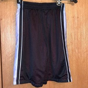 Starter size 7 - 8 reversible red black basketball shorts mesh shiny EUC